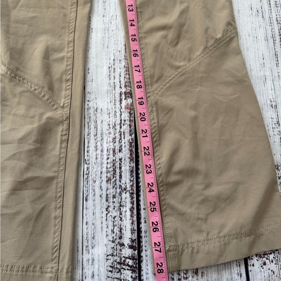 North Face Women’s Paramount Convertible Pants Sz 00 Beige Khaki Zip Off Roll Up - Picture 6 of 7